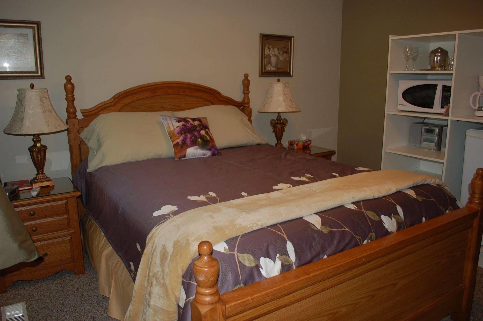 Accommodations Niagara Bed & Breakfast Zewnętrze zdjęcie