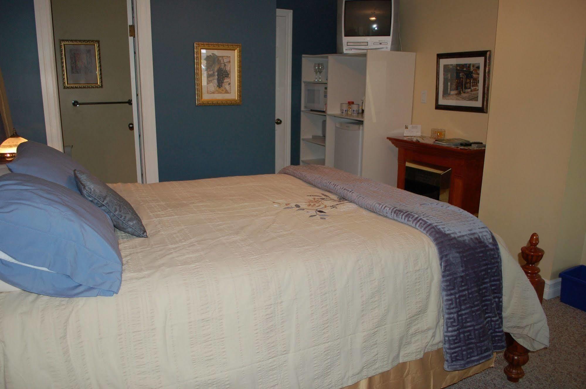 Accommodations Niagara Bed & Breakfast Zewnętrze zdjęcie